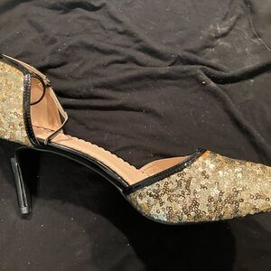Gorgeous Gold Sequins Heels Pumps by JG Size 12